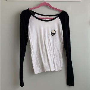 NEW BRANDY MELVILLE ALIEN BASEBALL SHIRT